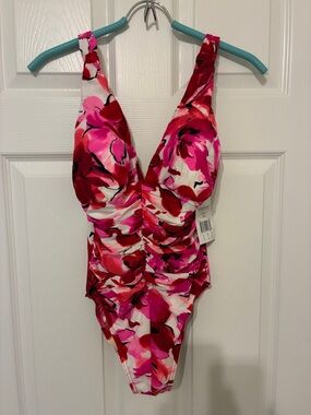 NWT Miraclesuit Pink & White Floral One-Piece Swimsuit